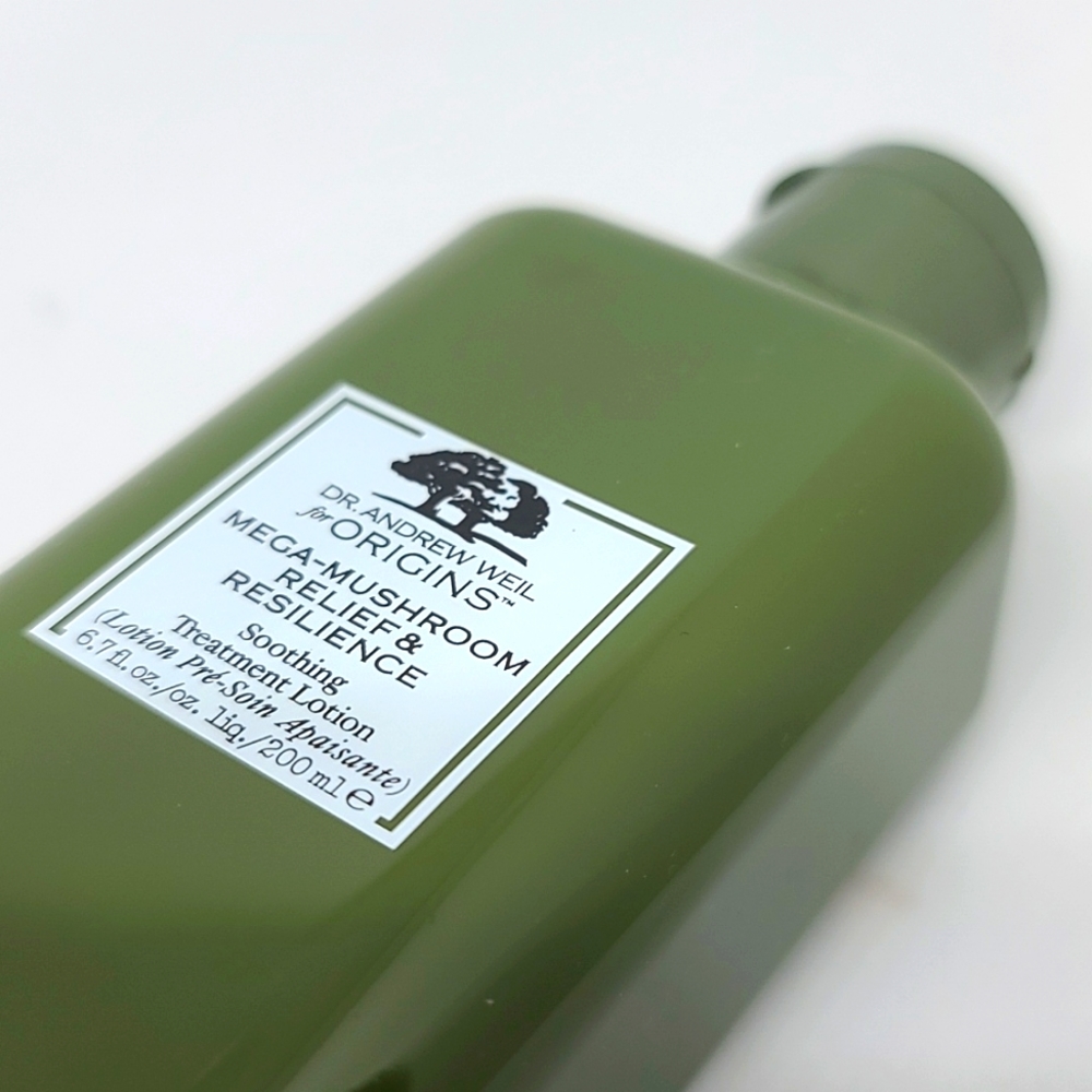 ORIGINS MEGA-MUSHROOM RELIEF & RESILIENCE SOOTHING TREATMENT LOTION